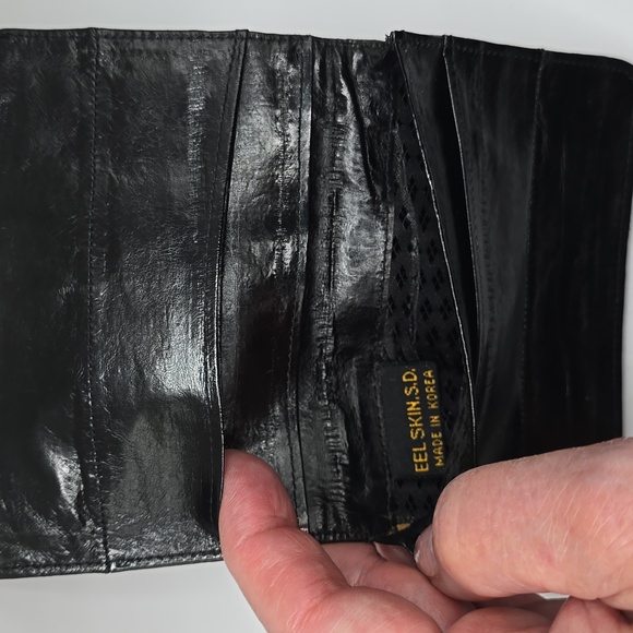 Black Eel Skin Wallet/Cardholder - Picture 6 of 6